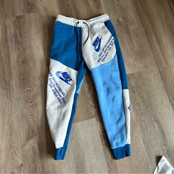 Nike Men’s Blue and White Joggers